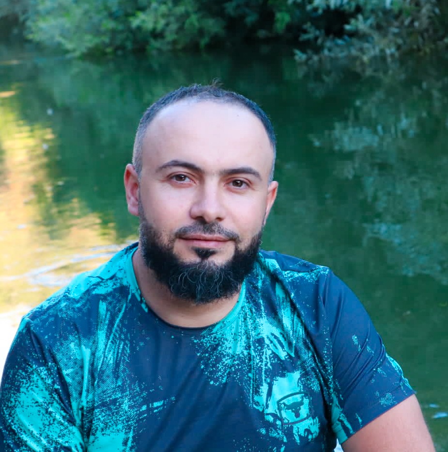 ٢٠٢٢١٠٠١ ١٣٥٢٣٣