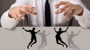 اكتشف كيف أن تغيير الاتجاهات تشكّل طريقة تفكيرنا وتؤثر على قراراتنا وسلوكياتنا في هذا الدليل الشامل. نغوص في أعماق المكونات المعرفية - Discover how changing attitudes shape the way we think and influence our decisions and behaviors in this comprehensive guide.