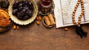 سنناقش في هذا المقال توقيت وأحكام دفع زكاة الفطر إلكترونياً أون لاين، وحكم دفع زكاة الفطر للسوريين المغتربين في الخارج - In this article, we will discuss the timing and provisions of paying Zakat al-Fitr electronically online for Syrian expatriates