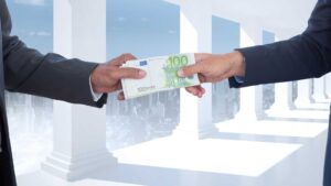 سنشير إلى دور زكاة المال في الشركات والتجارة، وأهميتها في تحقيق التوازن المالي والاقتصادي، وكيفية تطبيقها بشكل صحيح وفقًا للأصول الشرعية والمعايير المحددة، مع التركيز على الفوائد الاجتماعية والاقتصادية لتقديم الزكاة بالشكل الصحيح في هذا السياق - Through this introduction, we'll emphasize the role of Zakat Al-Mal for businesses and trade, its significance in achieving financial