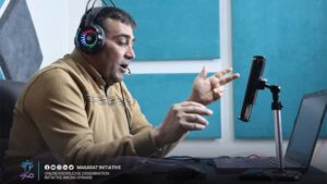 في هذه المقال، نتحدث عن أهمية لغة الجسد في التواصل مع الطلاب، وكيف يمكن فهمها وتفسيرها؛ ونشير إلى بعض الإشارات الشائعة في لغة الجسد ومعانيها - In this article, weIn this article, we talk about the importance of body language in Online education and communication with students